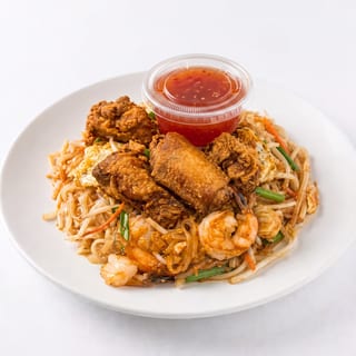 Pad Thai W/ 5pc Chicken Wing