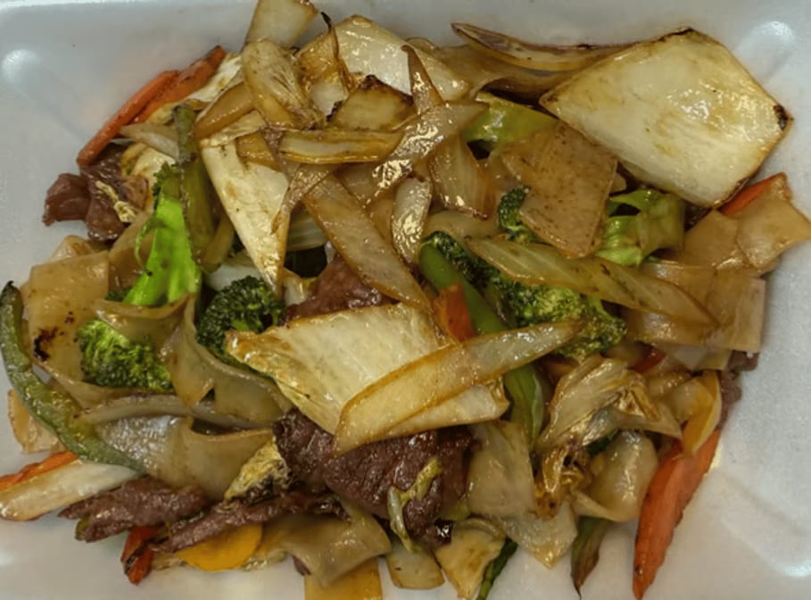 Pad KeeMow (Drunken Noodle).