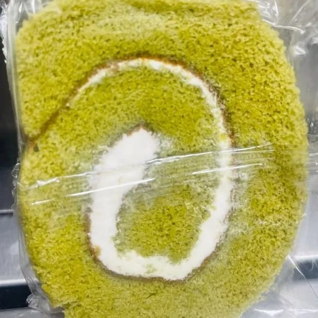 Green Tea Cake W/ 3 Scoops Vanilla Ice Cream.