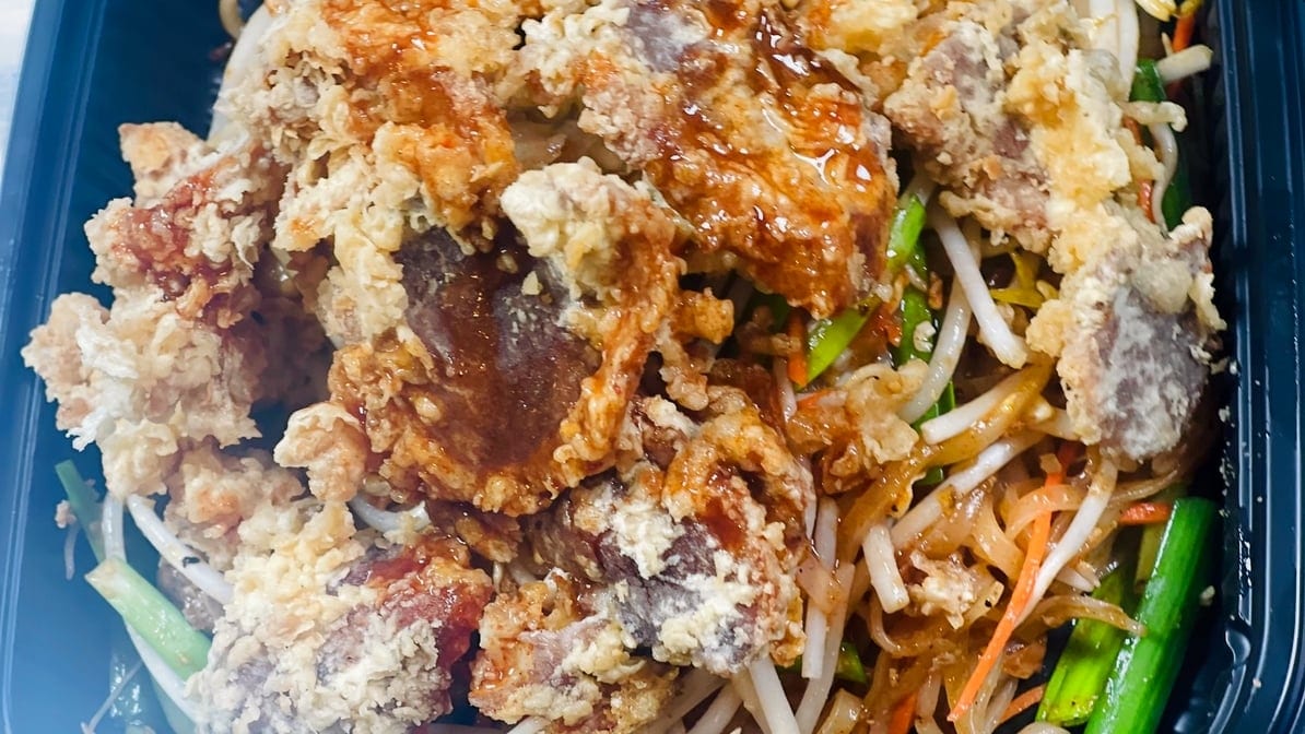 Crispy Duck Pad Thai Noodles.