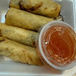 Veggie Spring Rolls 4 Pcs
