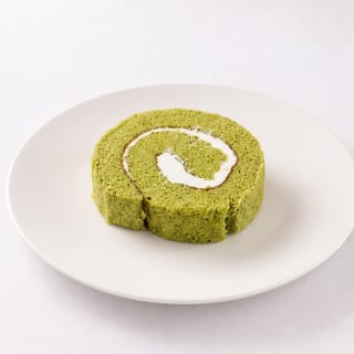 Green Tea Wheat Cake W/ Thai Iced Tea