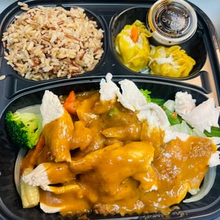 Lunch Chicken Peanut Stir-Fry (Rice)